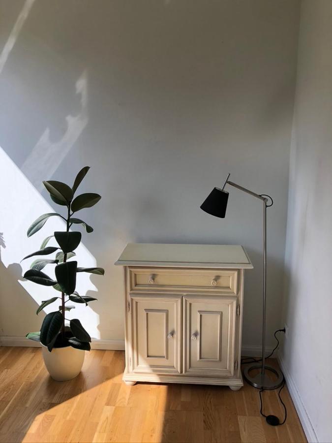Ferienwohnung An Der Gruenen Clara エアフルト エクステリア 写真